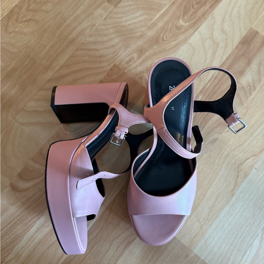 Platform pink heels